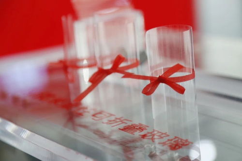 凱盛科技 突破信息顯示關(guān)鍵材料壁壘，中國新材料自主創(chuàng)新再立新功